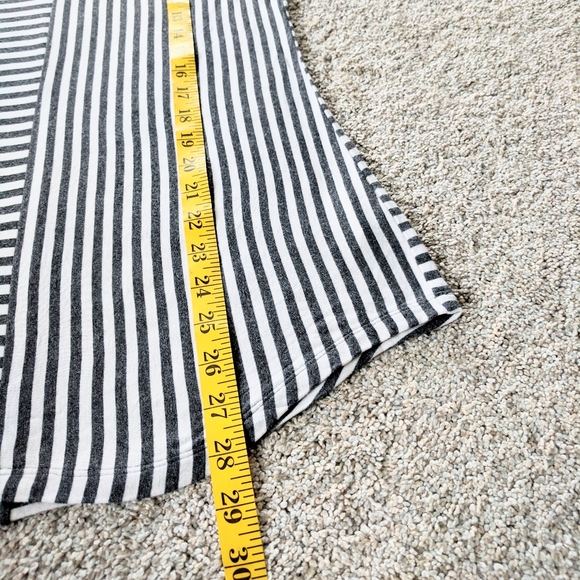 ⭐Black white Multi Stripe Cabi Tank Top Small⭐ - Picture 8 of 9